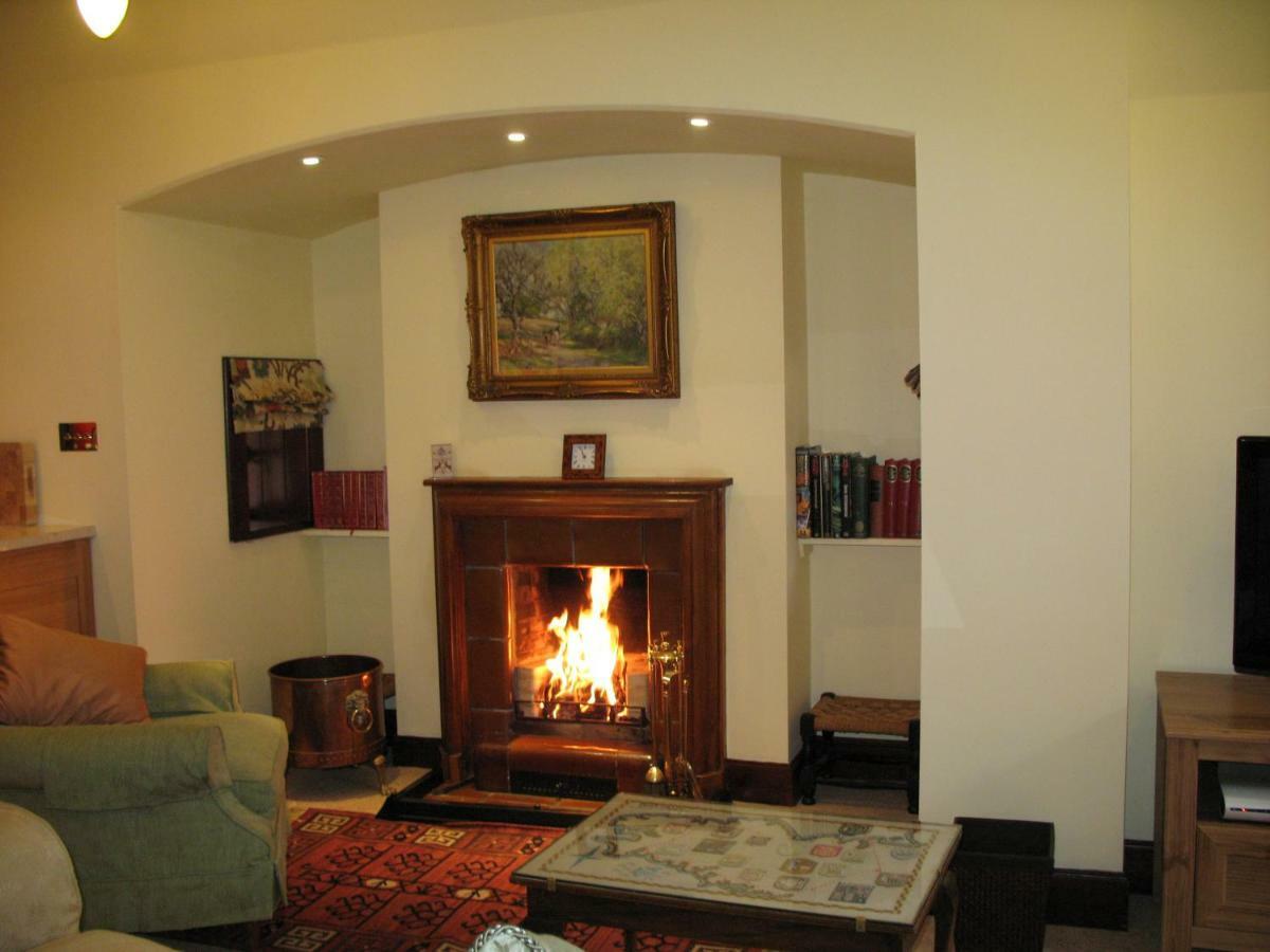 דירות לארגס Noddsdale Estate מראה חיצוני תמונה