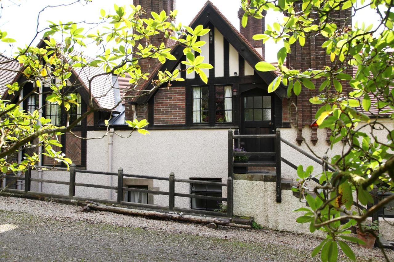 דירות לארגס Noddsdale Estate מראה חיצוני תמונה